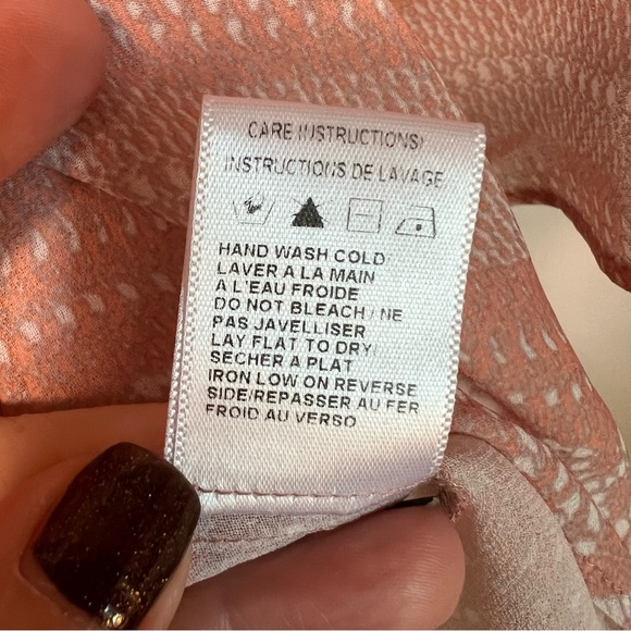 Peach Lace High Low Top - Picture 6 of 8